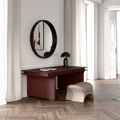 Jazz_Charlie_writing_desk_gallery_01_thumb