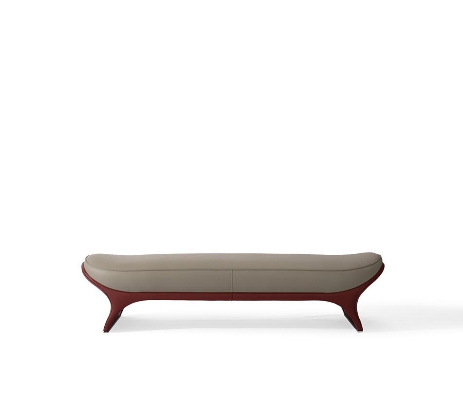 mascheroni_sofas_and_armchair_La_Goccia_chaise_longue_main_